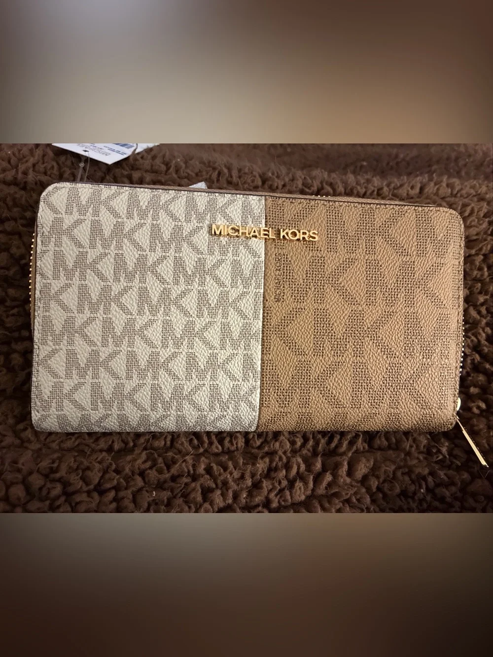 Michael kors full size leather MF medium wallet